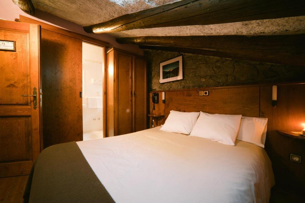 Hostal Cisco De Sans 안도라라베야 객실 사진