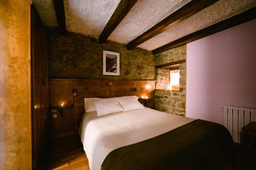 Hostal Cisco De Sans 안도라라베야 객실 사진
