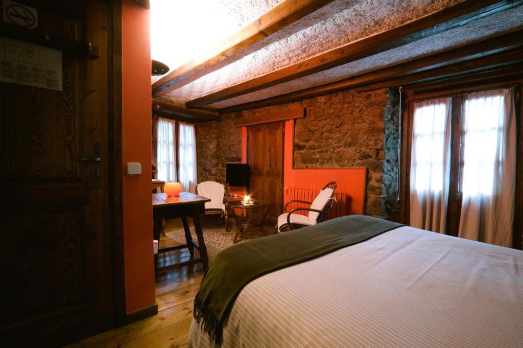 Hostal Cisco De Sans 안도라라베야 객실 사진